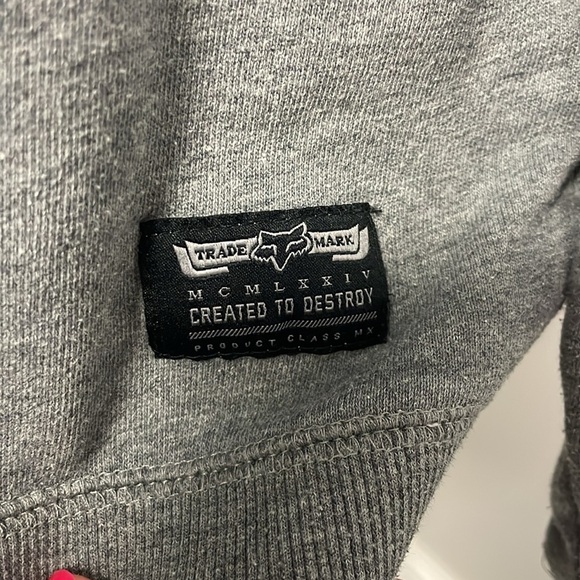 Fox Trademark Crewneck Slim Fit Gray Pullover Sweatshirt Mens Size Large - Picture 2 of 6